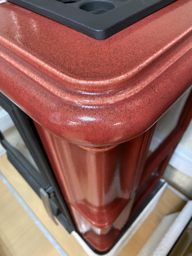 Печь-камин ABX Bavaria KI, с белым цоколем и допуском воздуха